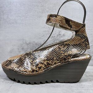 Fly London Yala Snake Print Wedge Sandals - Women's Size EU 37 / US 6-6.5 - Tan